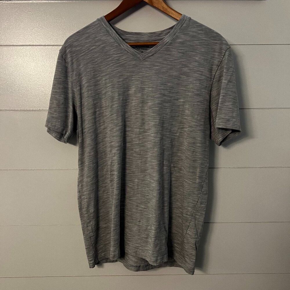 Express flex stretch men’s size extra small V-neck T-shirt
